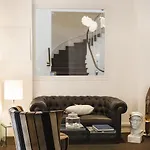 Le Saint Louis Hotel