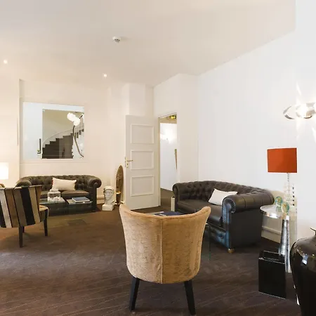 Le Saint Louis 3* אמיינס