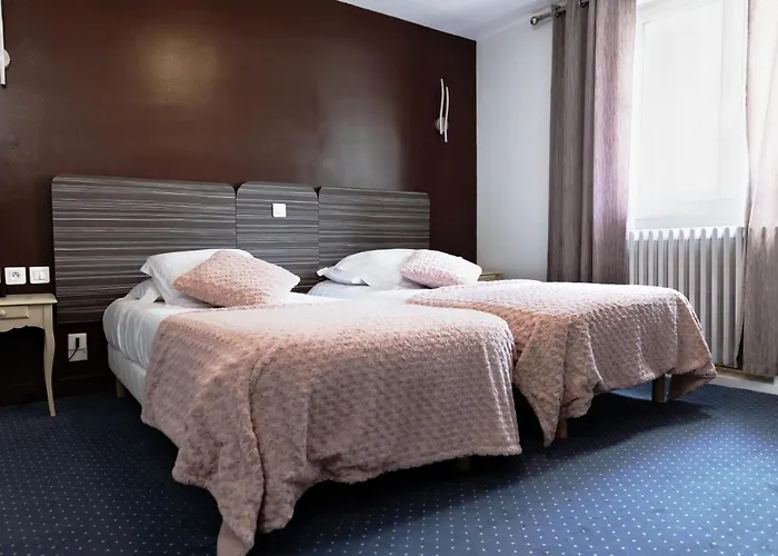 Le Saint Louis Hotel 3*