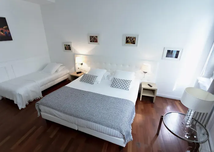 Hotel Le Saint Louis 3*