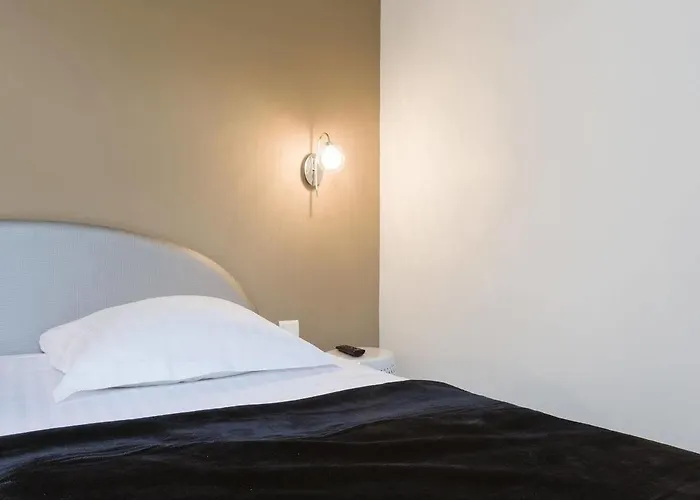 Le Saint Louis 3* Amiens